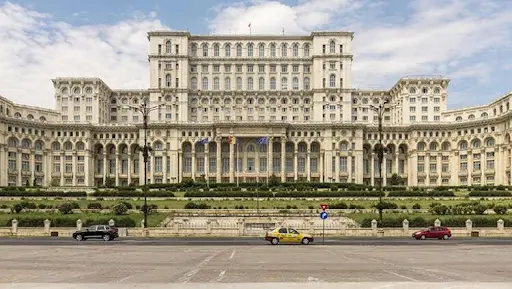 Bükreş Atatürk Büstü