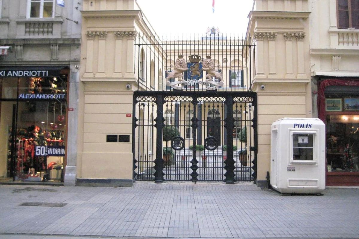Hollanda İstanbul Başkonsolosluğu